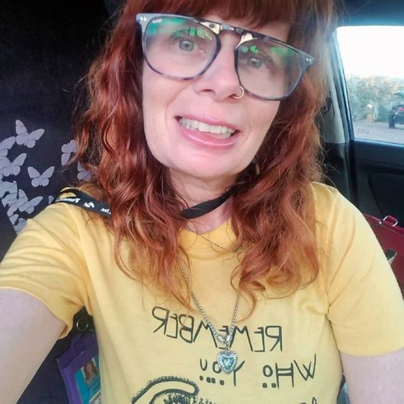 Meet your Posher, Shelby - Picture 3 of 3